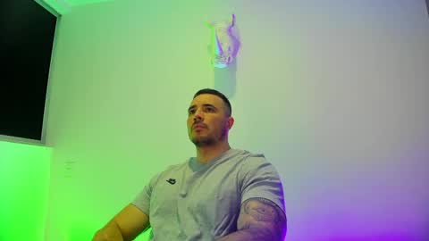 jakestone_1 online show from April 2026 01:06:01 AM