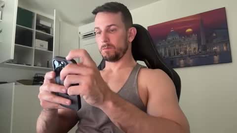 Snapshot of jakubstefano chatting on May 2026 03:33:02 PM Muscle beast P online show from May 2026 03:33:02 PM