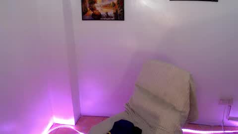 Snapshot of jam_bigcock69 chatting on April 2026 02:27:02 AM Jam online show from April 2026 02:27:02 AM