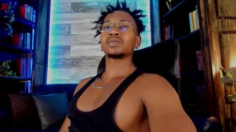   online show from December 2025 04:43:02 AM