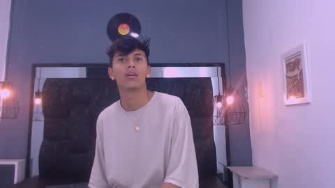 James y Kenet online show from March 2026 12:01:02 PM