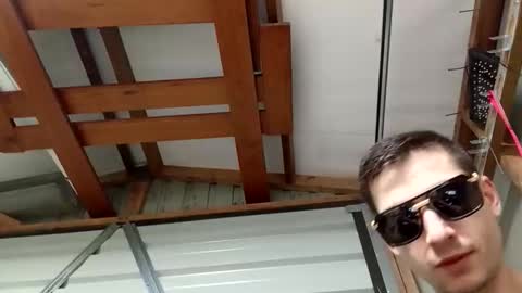 Youngfun  Hung online show from September 2025 06:40:01 PM