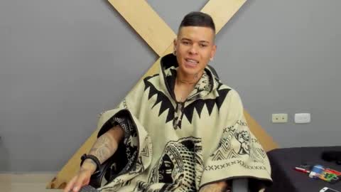 Jamesinked  online show from December 2024 05:40:01 PM