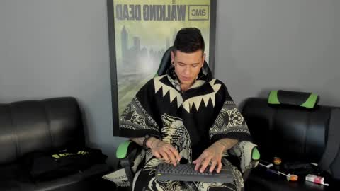 Jamesinked  online show from December 2024 07:21:02 PM