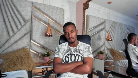 Snapshot of jamesparck chatting on January 2025 06:43:01 PM James online show from January 2025 06:43:01 PM