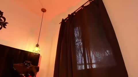 Snapshot of jamess__brown chatting on November 2025 07:58:01 PM James Brown online show from November 2025 07:58:01 PM