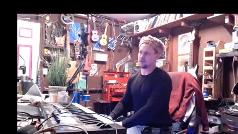 Snapshot of jameswebbscope chatting on February 2025 10:04:02 AM Jameswebbscope online show from February 2025 10:04:02 AM