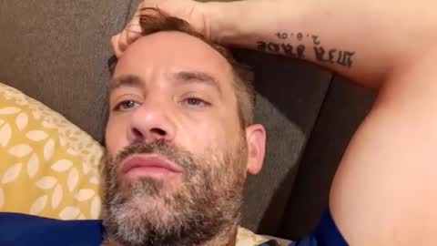 jamie198307 online show from October 2025 10:16:01 PM