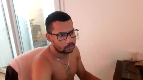 Snapshot of jamielonnas chatting on February 2026 06:08:02 AM Jamie Lonnas online show from February 2026 06:08:02 AM