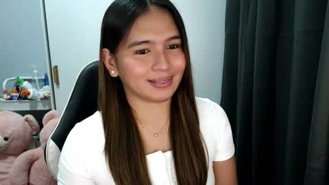 Snapshot of jane_bratxxx chatting on October 2025 11:05:01 PM YOUR LOVELY JANE online show from October 2025 11:05:01 PM