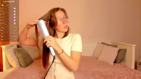 Snapshot of jane_danels chatting on July 2026 06:05:01 AM Jane Danels online show from July 2026 06:05:01 AM