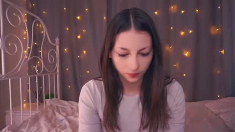 Jennifer  online show from February 2025 05:07:02 AM