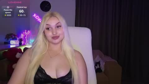 Snapshot of janemiss chatting on May 2026 08:06:02 PM Jane online show from May 2026 08:06:02 PM