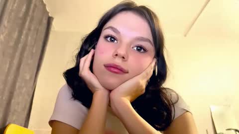 Snapshot of janethcensky chatting on November 2025 02:27:02 PM Aleksia online show from November 2025 02:27:02 PM