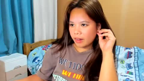 janeyoun18 online show from July 2026 07:39:01 PM