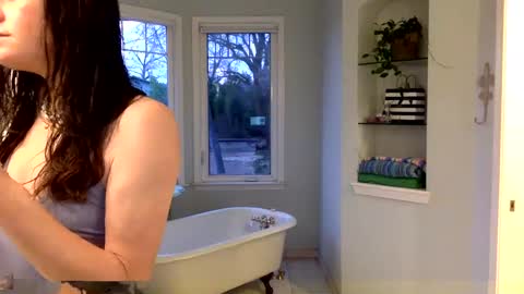 janicepepper online show from January 2025 12:48:01 AM