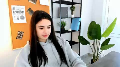 Snapshot of janicerivera chatting on April 2026 05:45:02 AM janicerivera online show from April 2026 05:45:02 AM