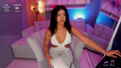 Snapshot of janinne_lu chatting on May 2026 11:29:01 AM Janinne online show from May 2026 11:29:01 AM
