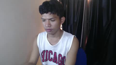 janlloyd04 online show from November 2025 08:03:02 AM