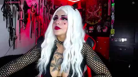      online show from January 2025 04:25:02 AM