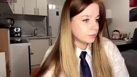 Janni online show from November 2025 09:30:02 PM