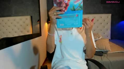 Snapshot of jara_chick chatting on May 2026 08:40:02 PM Jara online show from May 2026 08:40:02 PM
