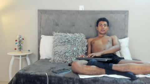 jared_blake online show from December 2024 01:29:01 AM