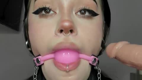 Maria online show from February 2026 02:52:02 AM