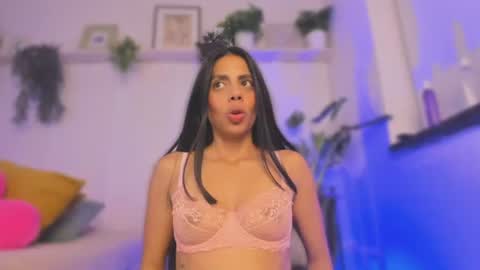 Snapshot of jasmiinn_ chatting on June 2026 05:34:01 AM Jasmin online show from June 2026 05:34:01 AM
