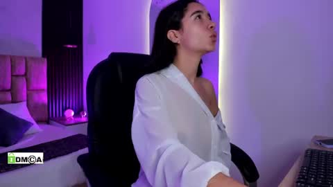 Snapshot of jasmin_adams chatting on June 2026 12:04:02 PM Jasmin online show from June 2026 12:04:02 PM