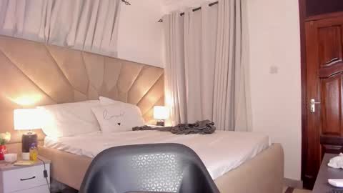 Snapshot of jasmin_melons chatting on February 2026 12:17:02 AM jasmin_melons online show from February 2026 12:17:02 AM