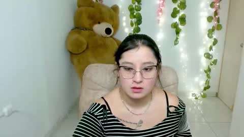 jasmine1609 online show from November 2025 01:11:01 PM