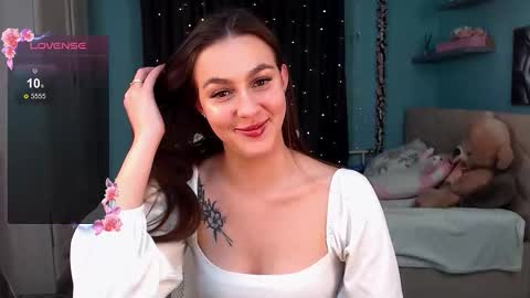 Jasmine online show from October 2025 09:28:02 PM