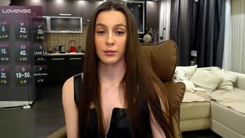 Snapshot of jasmine_doll_ chatting on June 2026 10:14:02 PM Jasmine online show from June 2026 10:14:02 PM