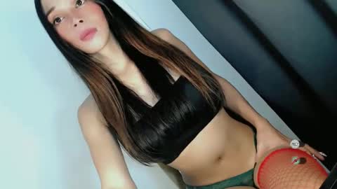 Snapshot of jasmine_on_live chatting on June 2026 06:52:02 AM CUTE JANNA online show from June 2026 06:52:02 AM