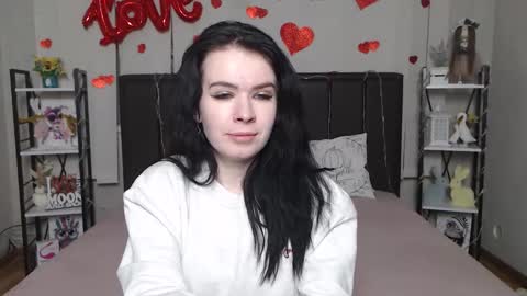 JasmineKouch online show from February 2026 07:35:01 AM