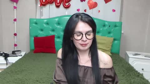 Snapshot of jasminekouch chatting on July 2026 05:37:01 PM JasmineKouch online show from July 2026 05:37:01 PM