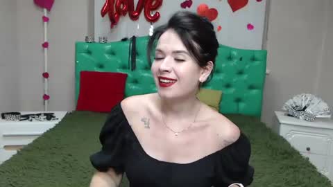 Snapshot of jasminekouch chatting on July 2026 06:25:02 PM JasmineKouch online show from July 2026 06:25:02 PM