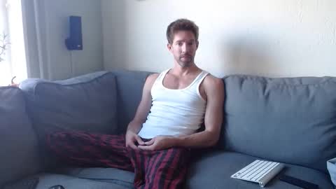 Snapshot of jasonberg29 chatting on September 2025 07:03:02 AM Jason online show from September 2025 07:03:02 AM