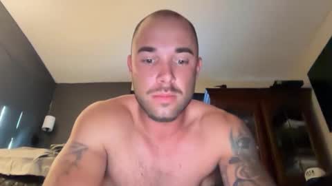 jasonm1997 online show from October 2025 12:00:01 AM