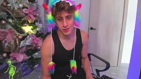 JASPER JONES online show from December 2024 07:55:01 PM