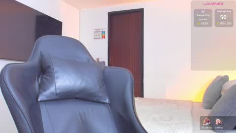 JBrooksXx online show from November 2025 05:40:02 AM