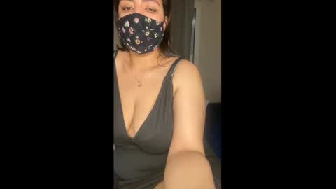 Jassmina  online show from October 2025 01:43:02 PM