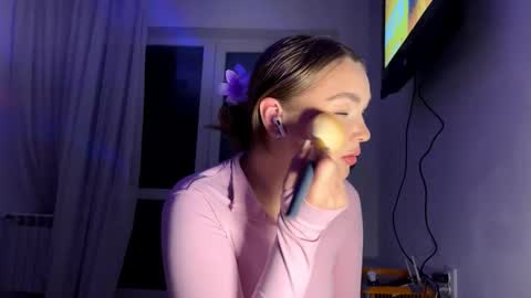 Ginny online show from December 2025 05:41:01 PM