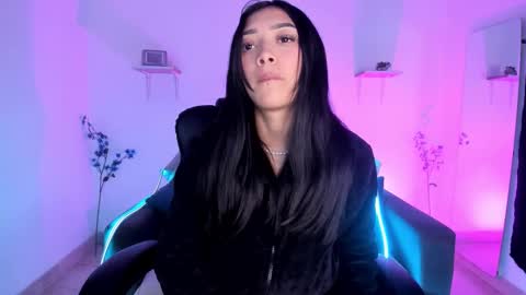 Jaulyn online show from March 2026 01:58:02 PM