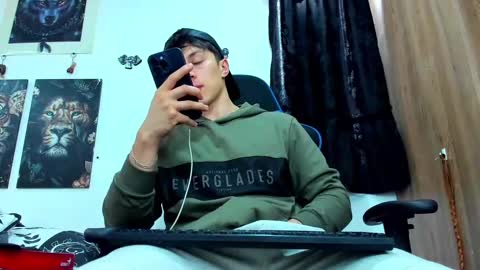 Javier online show from March 2025 06:48:01 PM