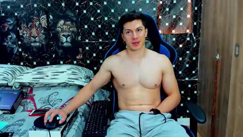 Snapshot of javiersexymann chatting on February 2026 07:24:02 PM Javier online show from February 2026 07:24:02 PM