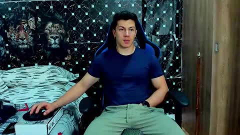 Snapshot of javiersexymann chatting on March 2026 02:03:01 AM Javier online show from March 2026 02:03:01 AM