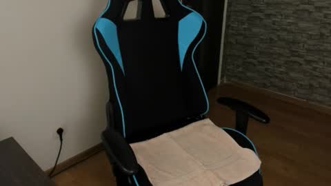 JaxonHunk online show from October 2025 11:37:01 PM