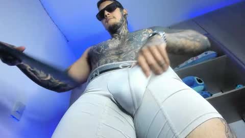 Snapshot of jaxxon22cm chatting on February 2026 07:23:01 PM Michael independient model online show from February 2026 07:23:01 PM